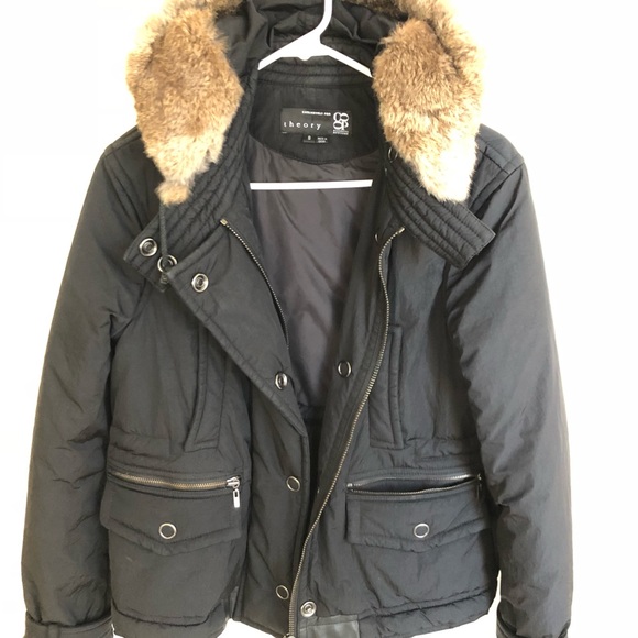 Theory Puffer Coat - Picture 5 of 7